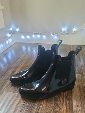 Ralph Lauren Black Patent Chelsea Rain Booties Waterproof